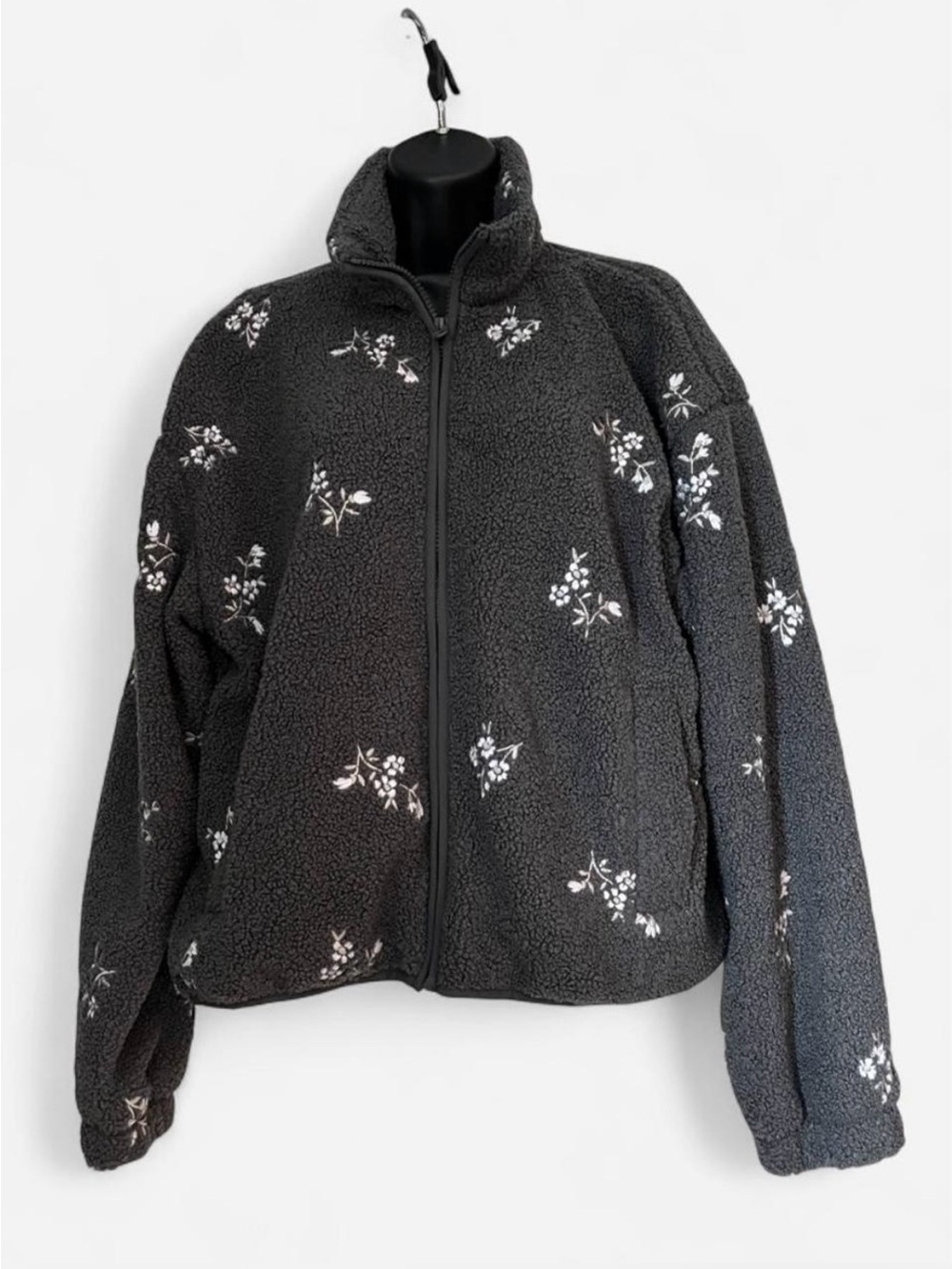 Hollister Dark Gray Floral Teddy Sherpa Jacket Size Small NWT